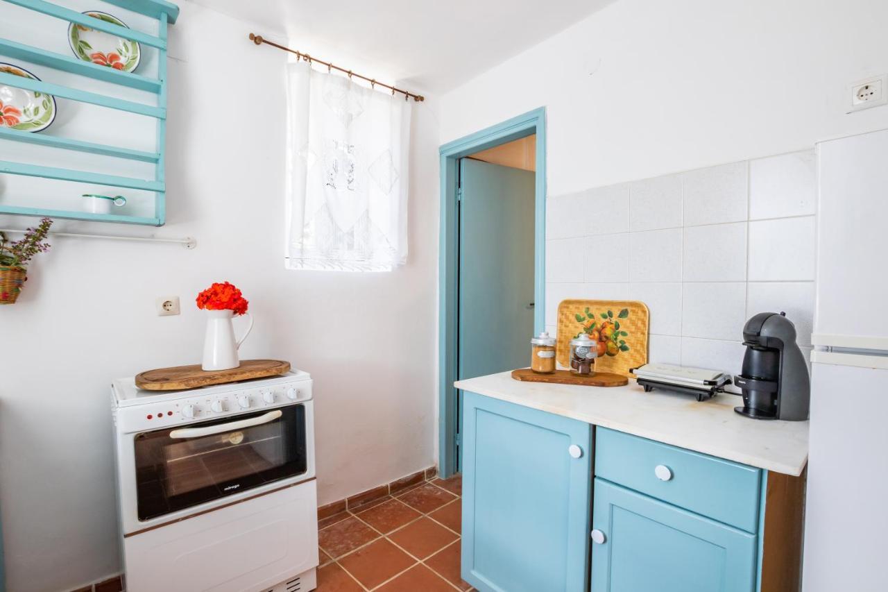 Olive Grove Cottage Menetaí エクステリア 写真