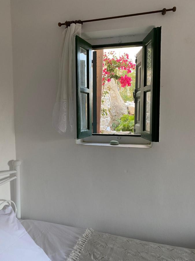 Olive Grove Cottage Menetaí エクステリア 写真